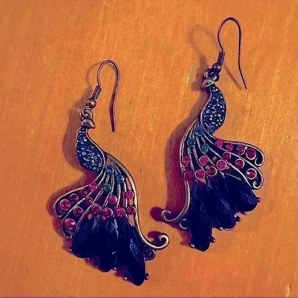 Jewelry - Vintage peacock drop earrings